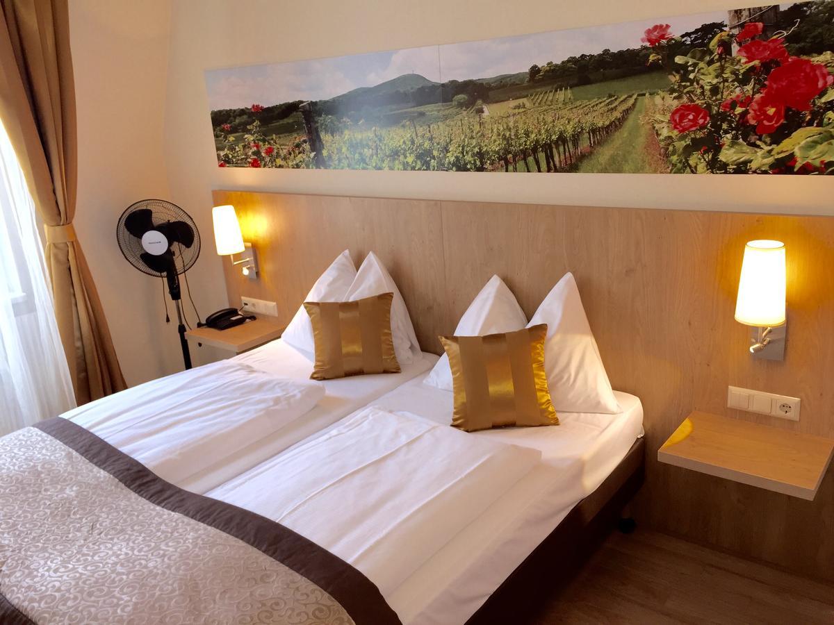 Hotel Babenbergerhof Mödlingi járás Kültér fotó