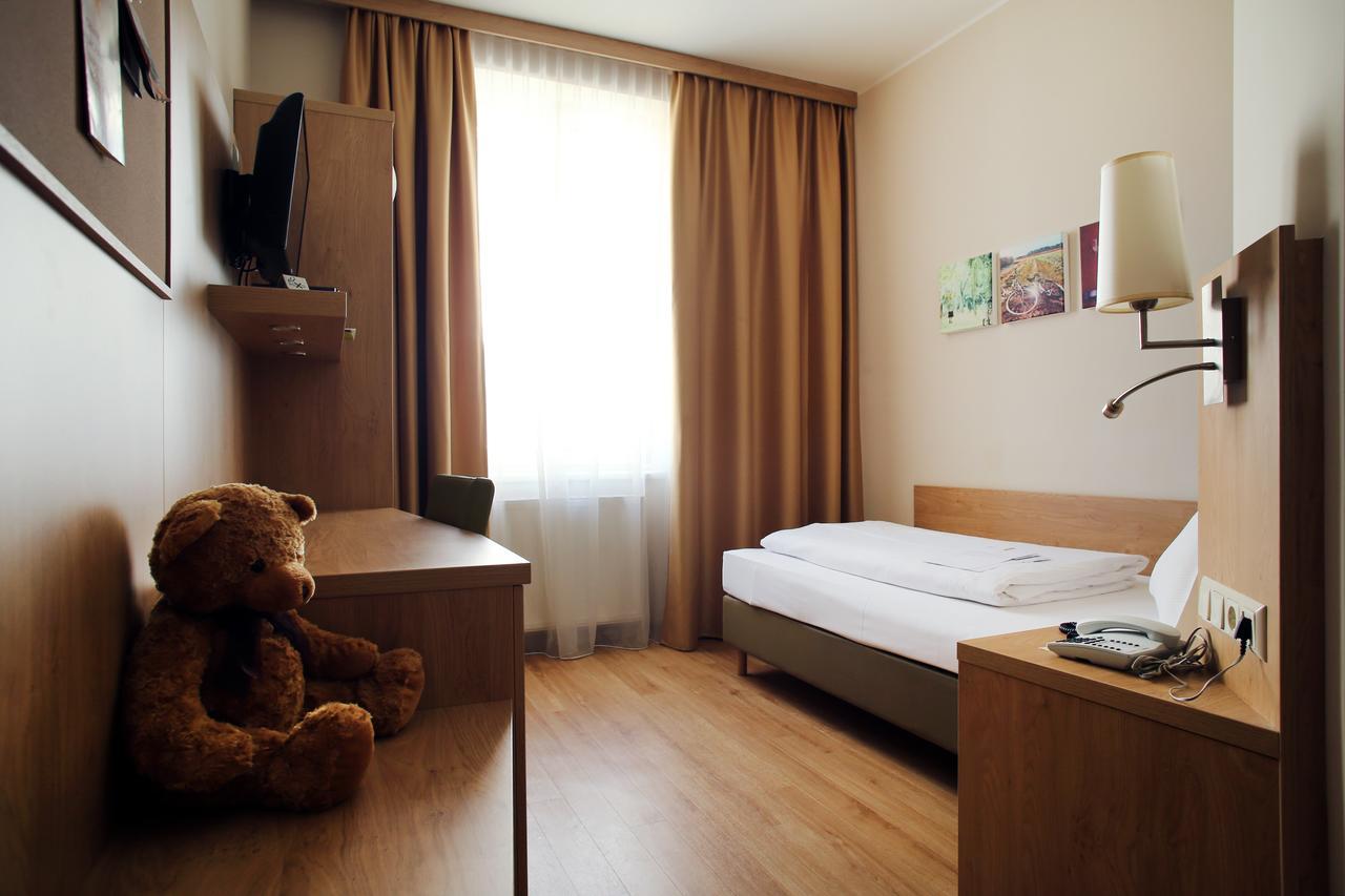 Hotel Babenbergerhof Mödlingi járás Kültér fotó